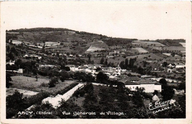 Carte postale ancienne Ancy Vue générale du Ville à Ancy
