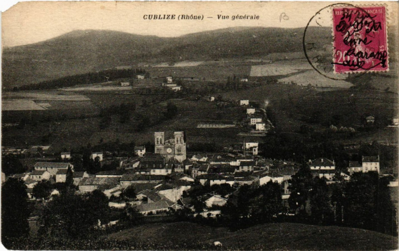 Carte postale ancienne Cublize Vue générale à Cublize