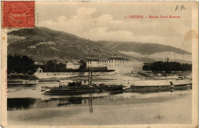 Carte postale ancienne Couzon Maison Saint-Raphael