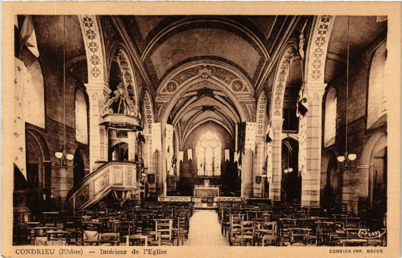 Carte postale ancienne Condrieu Interieur de l'Eglise à Condrieu