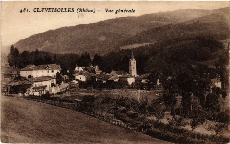 Carte postale ancienne Claveisolles Vue générale à Claveisolles