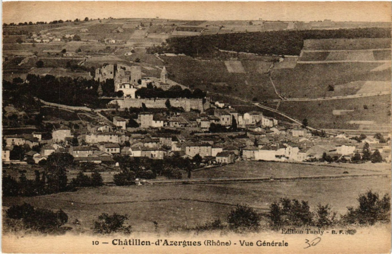 Carte postale ancienne Chatillon d'Azergues Vue générale à Châtillon
