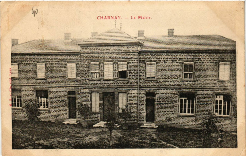 Carte postale ancienne Charnay La Mairie à Charnay