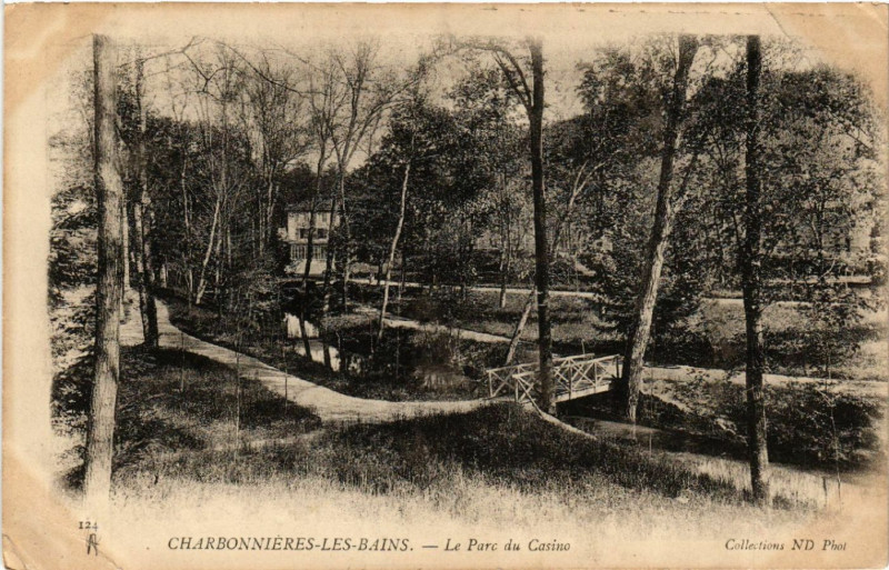 Carte postale ancienne Charbonnieres-les-Bains Le Parc du Casino à Charbonnières-les-Bains