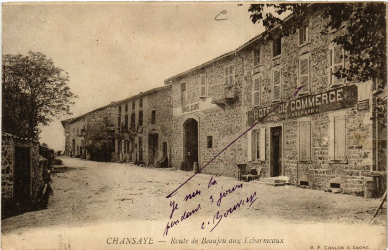 Carte postale ancienne Chansaye Route de Beaujeu aux Echarmeaux à Beaujeu