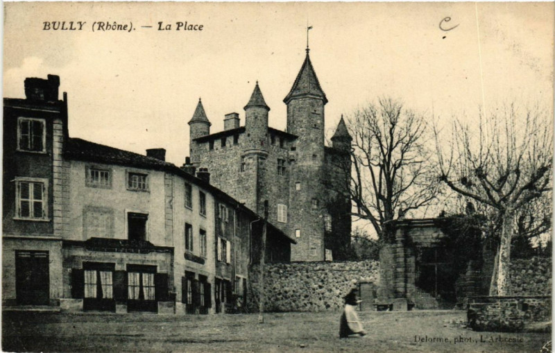 Carte postale ancienne Bully La Place à Bully