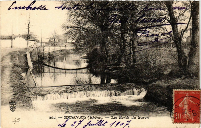 Carte postale ancienne Brignais Les Bords du Garon à Brignais