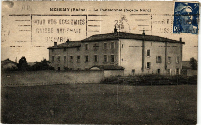 Carte postale ancienne Messimy Le Pensionnat. facade Nord à Messimy