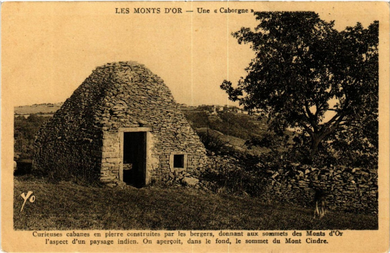 Carte postale ancienne Les Monts D'Or Une Caborgne