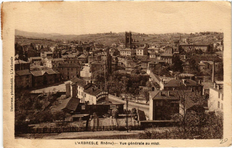 Carte postale ancienne L'Arbresle Vue générale. au midi à L'Arbresle