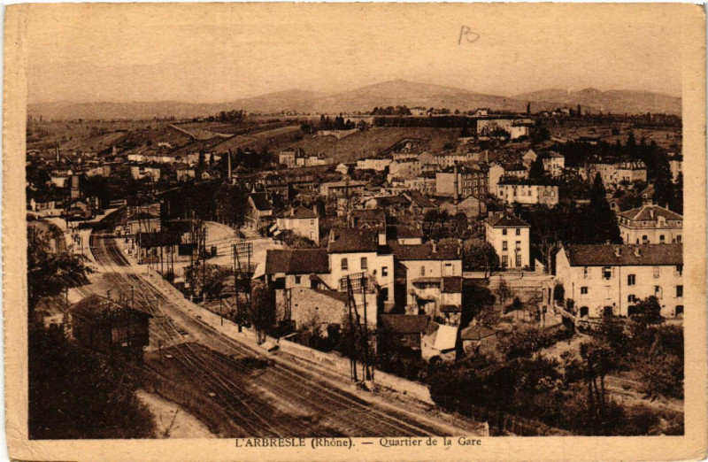 Carte postale ancienne L'Arbresle Quartier de la Gare. à L'Arbresle