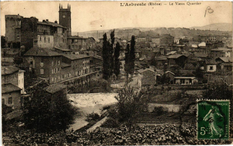 Carte postale ancienne L'Arbresle Le Vieux Quartier à L'Arbresle