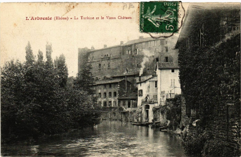 Carte postale ancienne L'Arbresle La Turbine et le Vieux Chateau à L'Arbresle