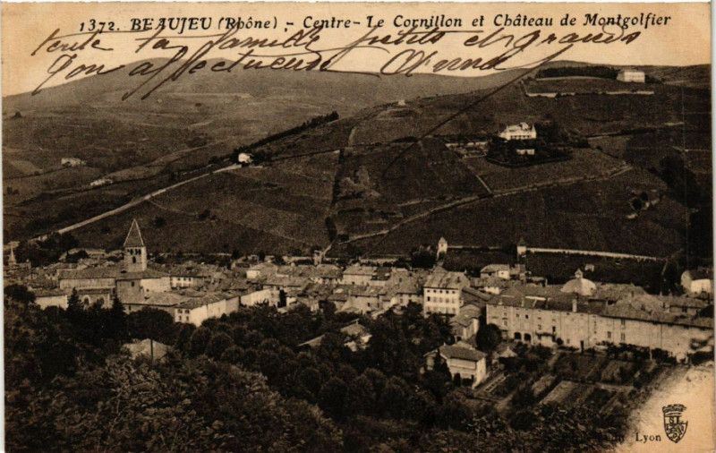 Carte postale ancienne Beaujeu Centre. Le Cornillon et Chateau de Montgolfier à Beaujeu