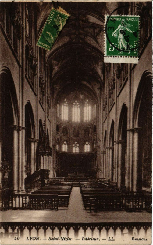 Carte postale ancienne Lyon St-Nizier Interieur à Lyon