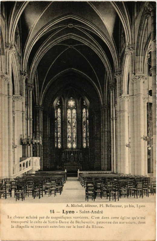 Carte postale ancienne Lyon St-Andre Le Choeur à Lyon