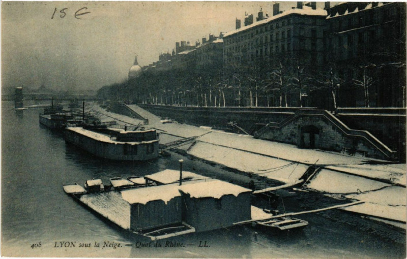 Carte postale ancienne Lyon sous la Neige. Quai du Rhone à Lyon