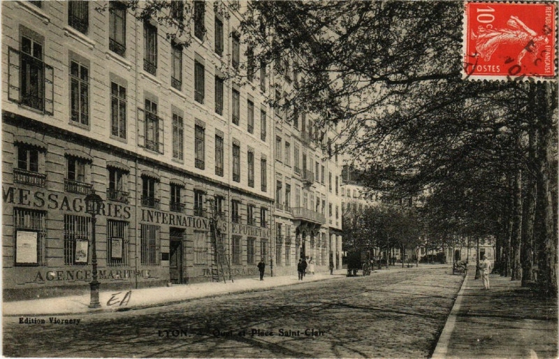 Carte postale ancienne Lyon Quai et Place St-Clair à Lyon