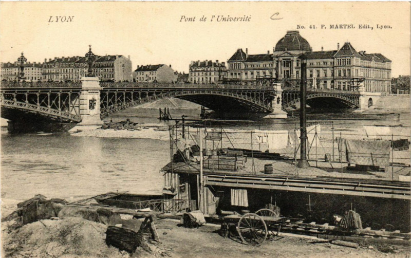 Carte postale ancienne Lyon Pont de l'Universite ` à Lyon