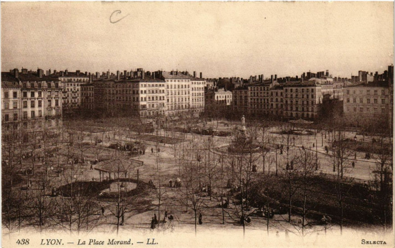 Carte postale ancienne Lyon Place Morand. à Lyon