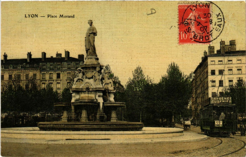 Carte postale ancienne Lyon Place Morand. à Lyon