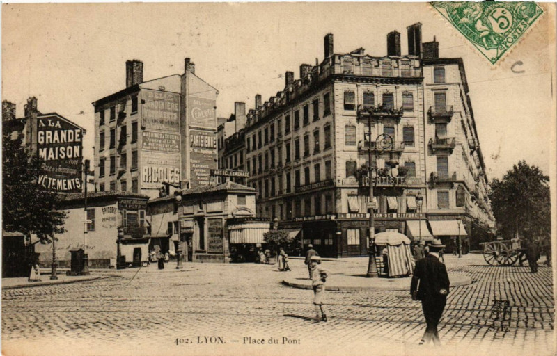 Carte postale ancienne Lyon Place du Pont à Lyon