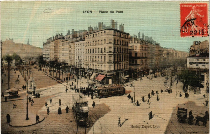Carte postale ancienne Lyon Place du Pont à Lyon