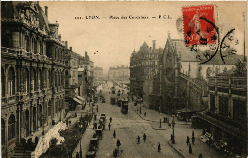 Carte postale ancienne Lyon Place des Cordeliers. à Lyon