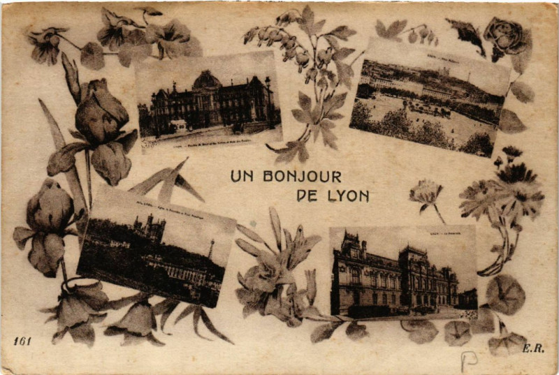 Carte postale ancienne Un Bonjour de Lyon à Lyon