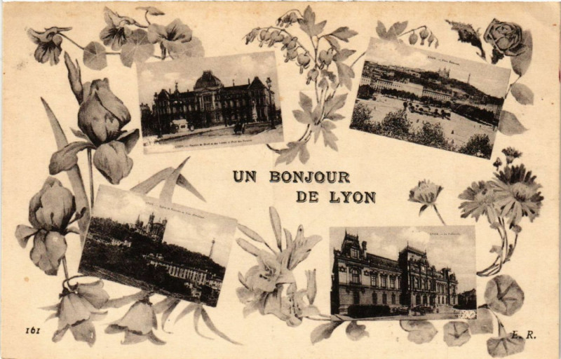 Carte postale ancienne Un Bonjour de Lyon à Lyon