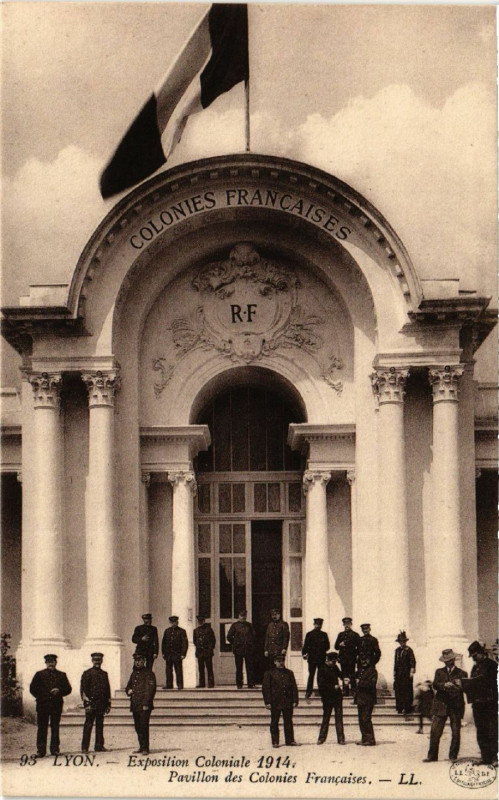 Carte postale ancienne Lyon Pavillon de Colonies Francaises à Lyon