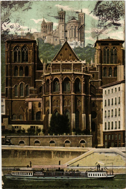 Carte postale ancienne Lyon La Cathedrale St-Jean et FOURVIEREs à Lyon