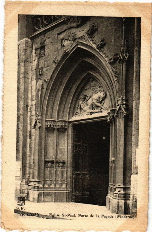 Carte postale ancienne Lyon Eglise St-Paul. Porte de la Facade à Lyon