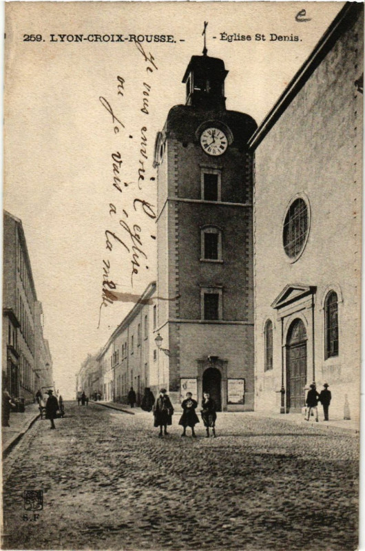 Carte postale ancienne Lyon Crois Rousse. Eglise St-Denis. à Lyon