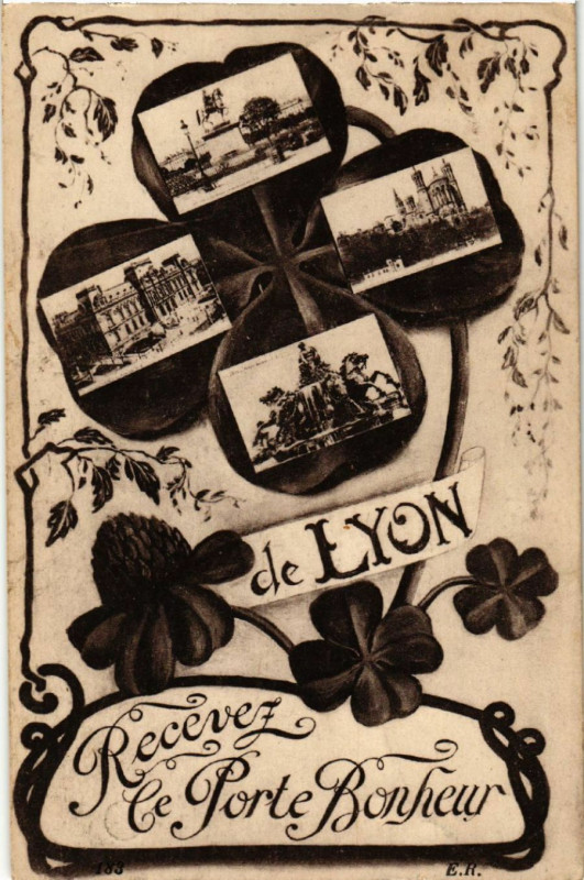 Carte postale ancienne De Lyon Recevez ce Porte Bonheur à Lyon