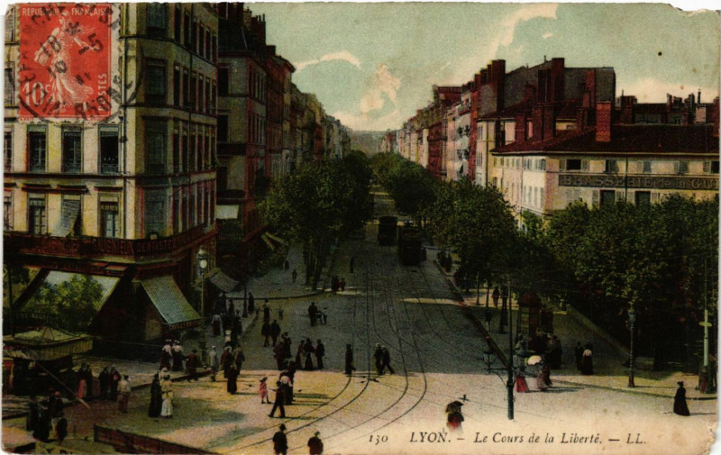 Carte postale ancienne Lyon-Le Cours de la Liberte à Cours