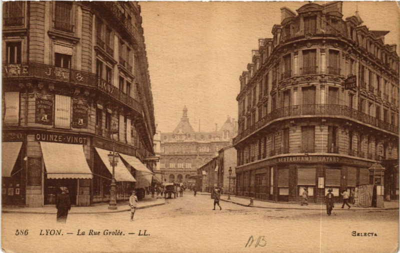 Carte postale ancienne Lyon-La Rue Grolée à Lyon