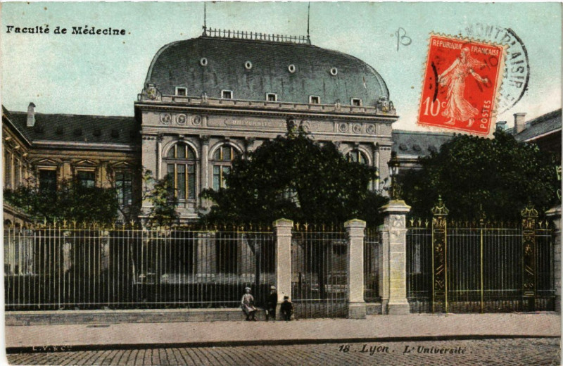 Carte postale ancienne Lyon-L'Universite à Lyon