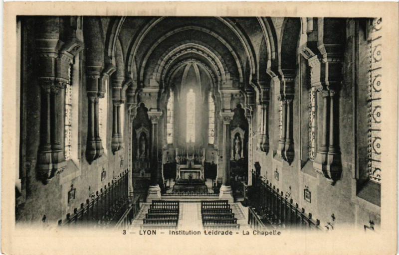 Carte postale ancienne Lyon-Inst. Leidrade La Chapelle à Lyon