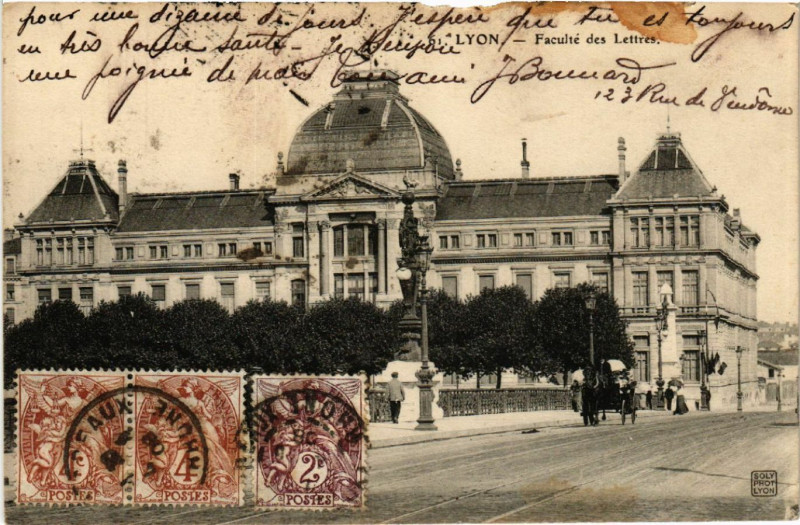 Carte postale ancienne Lyon-Faculte des Lettres à Lyon