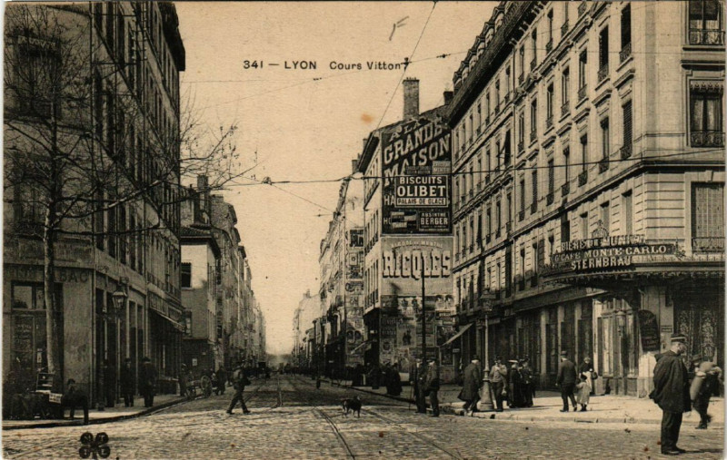Carte postale ancienne Lyon-Cours Vitton à Lyon