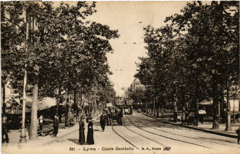 Carte postale ancienne Lyon-Cours Gambetta à Lyon
