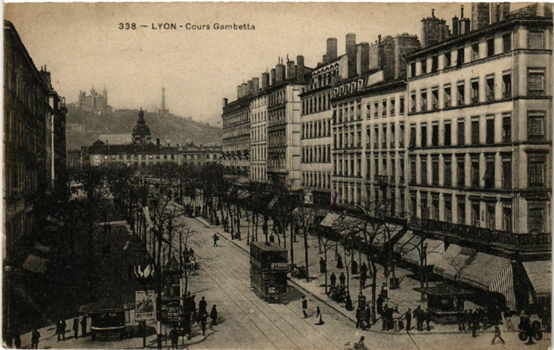 Carte postale ancienne Lyon-Cours Gambetta à Lyon