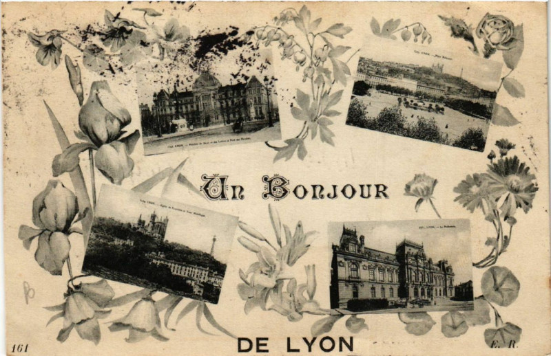 Carte postale ancienne Un Bonjour de Lyon à Lyon