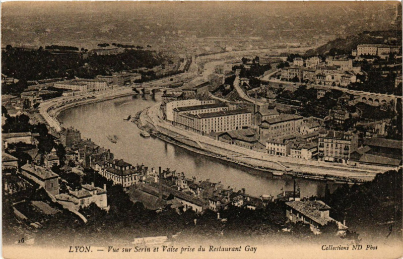 Carte postale ancienne Lyon Vue sur Serin et Vaise prise du Restaurant Gay à Lyon