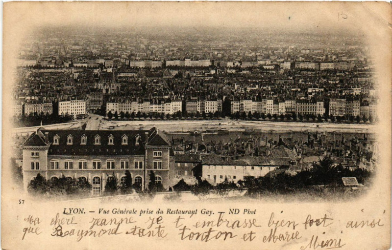 Carte postale ancienne Lyon Vue générale prise du Restaurant Gay à Lyon