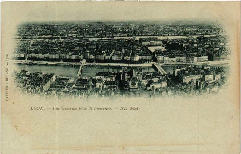 Carte postale ancienne Lyon Vue générale prise de Fourviere à Lyon