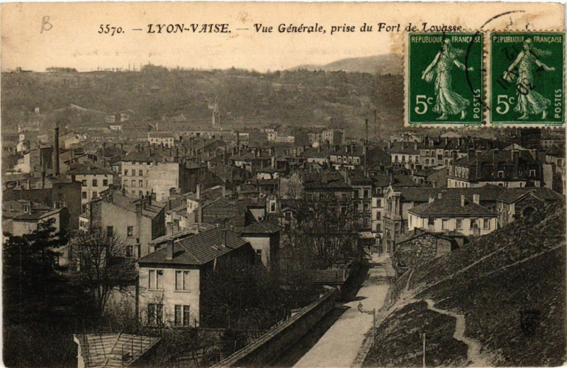 Carte postale ancienne Lyon Vaise-Vue générale à Lyon