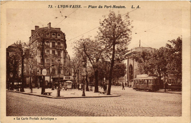 Carte postale ancienne Lyon Vaise-Place du Port Mouton à Lyon