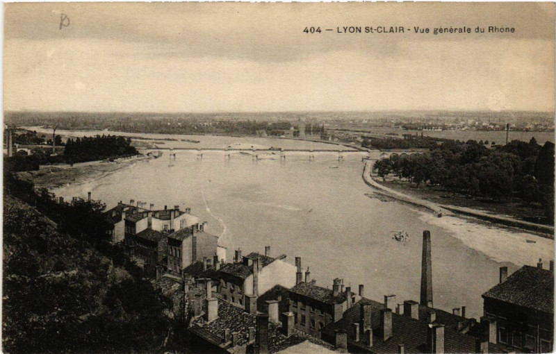 Carte postale ancienne Lyon St-Clair-Vue générale du Rhone à Lyon